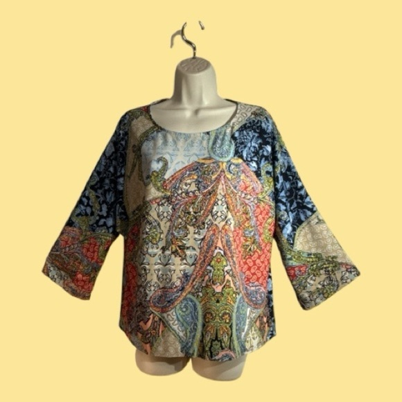 Chico's Tops - Chicos Pop of Multiple Colors Paisley 3/4 Sleeve Knit Top Size 1 (Medium)